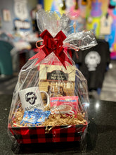 Load image into Gallery viewer, ILRR66 - IlliNOISE Hot Cocoa Gift Basket